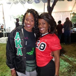 Meet your Posher, Charron